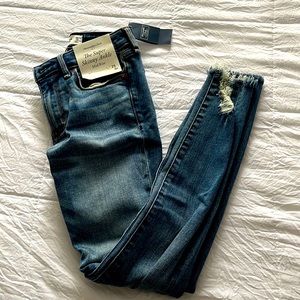 Abercrombie skinny jeans. Size 25 (0 Regular)